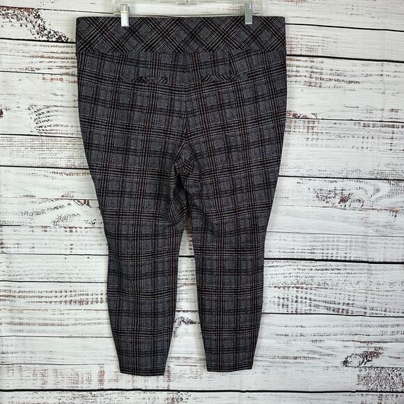 Women's EUC TORRID Pixie Ankle Pants Pull On Black Gray Plaid Career Casual 2X - Picture 4 of 7